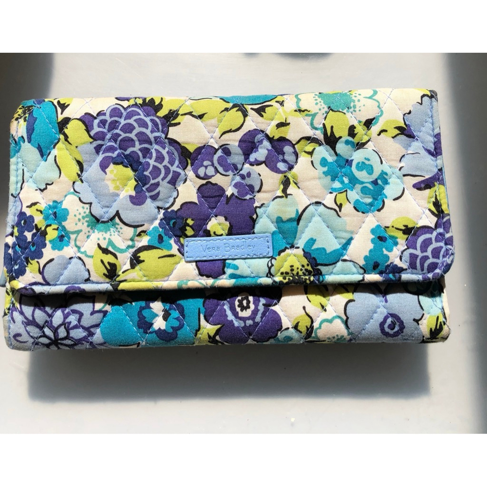 Vera Bradley Retired Blueberry Blossoms Wristlet Wallet - Picture 9 of 9